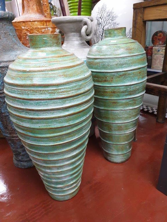 Terracotta Painted Texture Urns - Wholesale Indoor and Garden Pots